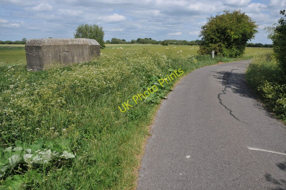 Photo 6"x4" Pillbox near Tadpole Bridge Buckland Marsh c2011
