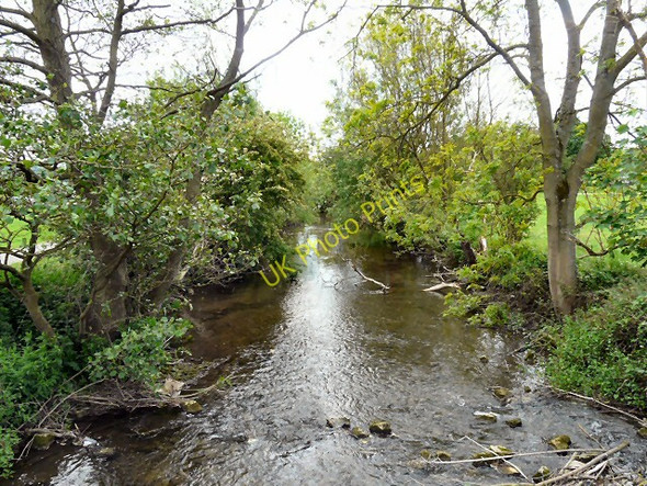 Photo 6"x4" River Wye Bakewell c2011