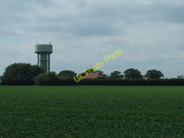 Photo 6"x4" Water Tower Bedingfield c2011