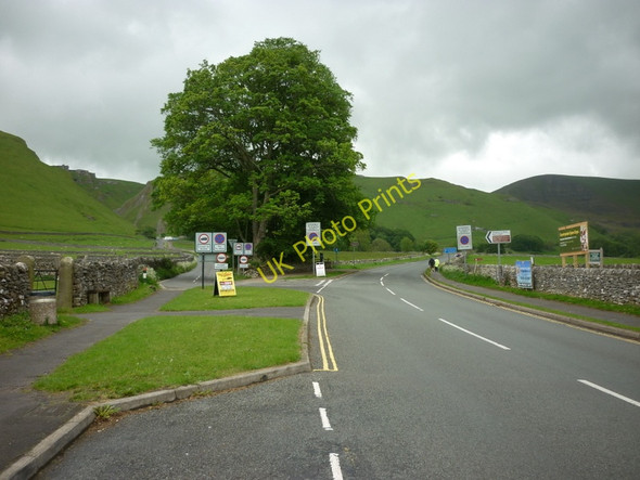Photo 6"x4" Winnats Road (left) from Buxton Road, Castleton Castleton\/SK1582 c2011
