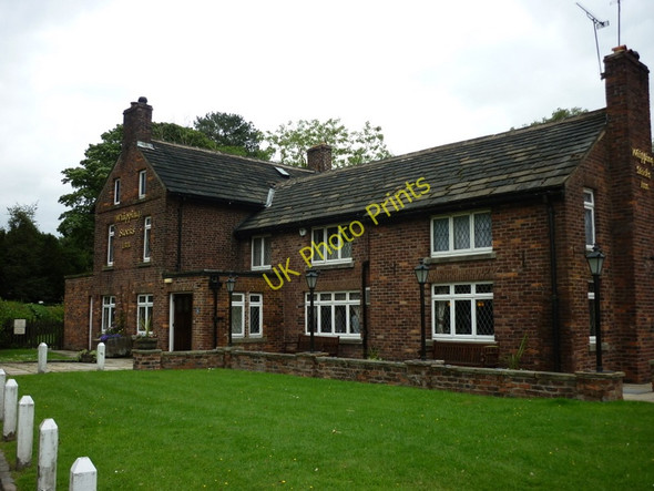 Photo 6"x4" The Whipping Stocks, a Sam Smith's public house Smithy Green\/SJ7474 c2011
