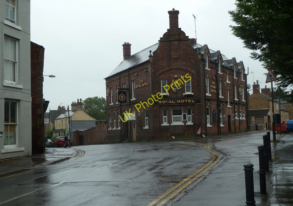 Photo 6"x4" Southgate and the Royal Hotel, Eckington Eckington\/SK4279 c2011