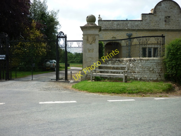 Photo 6"x4" The entrance to Stokesay Court, Onibury Wootton\/SO4578 c2011