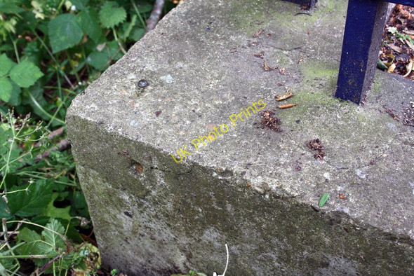 Photo 6"x4" Benchmark on Weirs Lane bridge Oxford\/SP5106 c2011