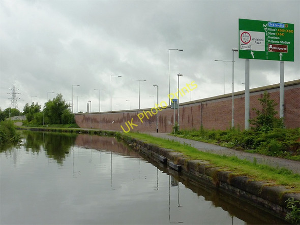Photo 6"x4" Trent and Mersey Canal in Stoke-on-Trent Mount Pleasant\/SJ8844 c2011