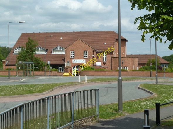 Photo 6"x4" The Arkwright Centre Arkwright Town c2011
