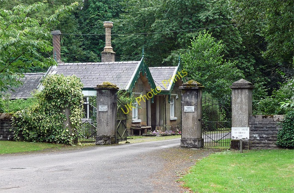 Photo 6"x4" Lodge and gates near Broseley Broseley c2010