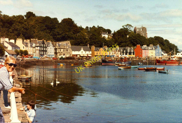 Photo 6"x4" Part of the colourful harbour front of Tobermory Tobermory c1984