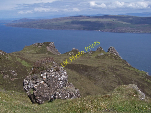 Photo 6"x4" Eastern side of Ben Tianavaig Camastianavaig c2011