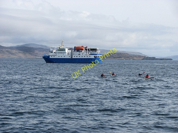 Photo 6"x4" Flotilla off Staffa Port an Fhasgaidh c2011