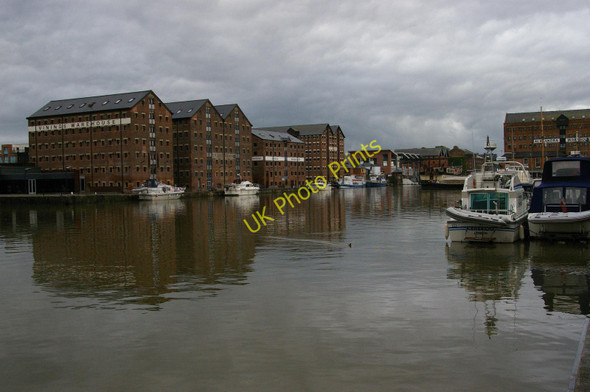 Photo 6"x4" Gloucester docks Gloucester c2011
