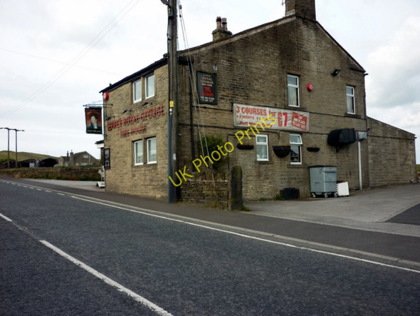 Photo 6"x4" The Lower Royal George on New Hey Road Camp Hill\/SE0516 c2011