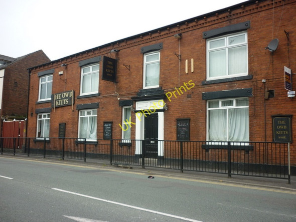 Photo 6"x4" The Owd Kitts, Glodwick Oldham c2011
