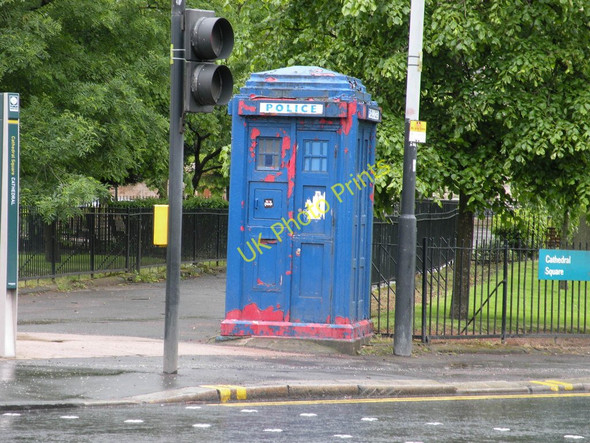 Photo 6"x4" Police Box, Cathedral Square Glasgow c2011