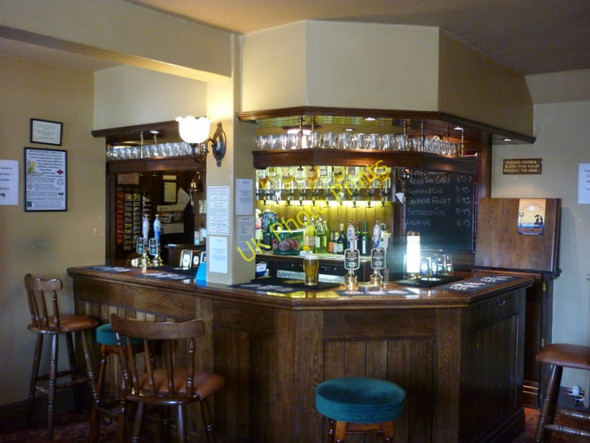 Photo 6"x4" The Greyhounds Inn Killinghall c2011 P2