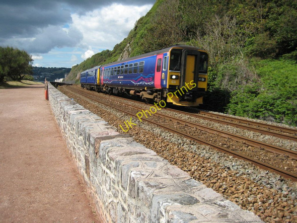 Photo 6"x4" Train passing Sprey Point Teignmouth c2011