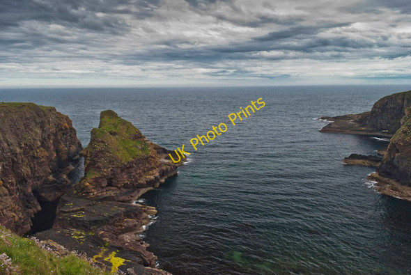 Photo 6"x4" The Haven and the Stack Sarclet c2011