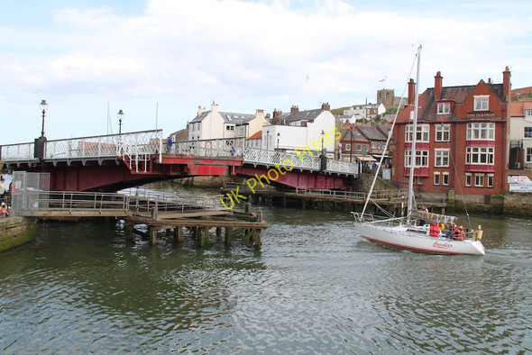 Photo 6"x4" Swing Bridge Whitby\/NZ8910 c2011