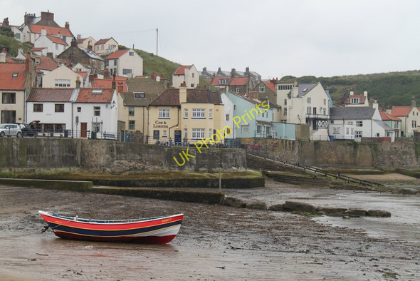 Photo 6"x4" Staithes from the shore Staithes c2011