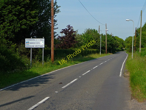 Photo 6"x4" Entering Horndon on the Hill Horndon on the Hill c2011