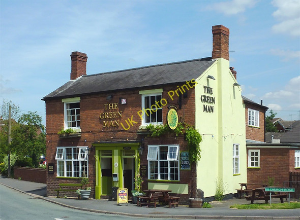 Photo 6"x4" The Green Man at Swindon, Staffordshire Swindon\/SO8690 c2011
