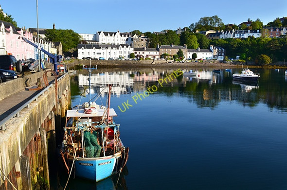 Photo 6"x4" Portree Harbour Portree \/ Port Righ c2011