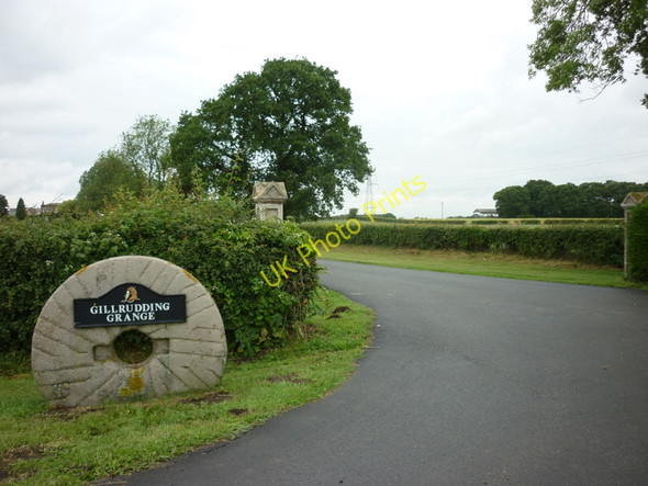 Photo 6"x4" The entrance to Gillrudding Grange Deighton\/SE6244 c2011