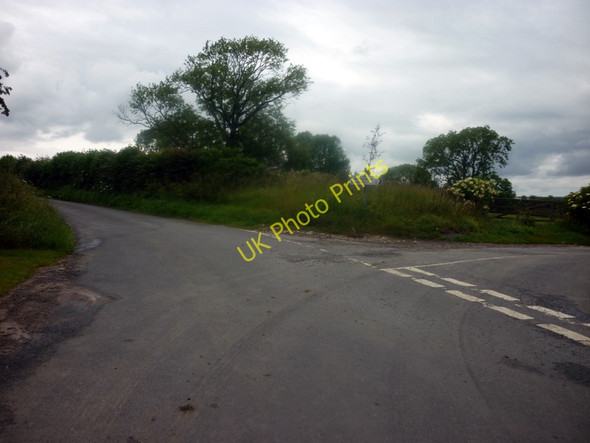 Photo 6"x4" Turn right for Beadlam, north of Pockley Pockley c2011