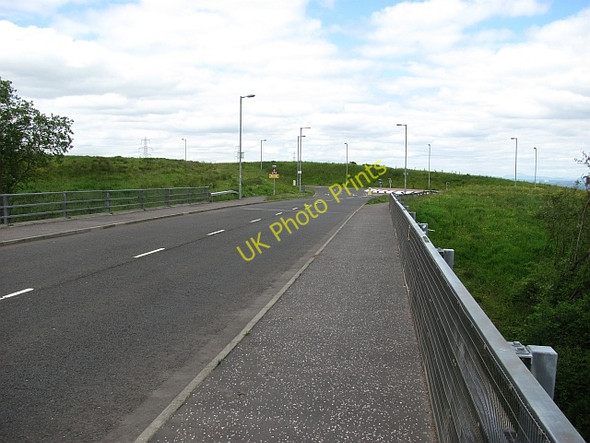 Photo 6"x4" Stewart Avenue Earnock c2011