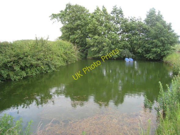 Photo 6"x4" Small reservoir Clixby c2011