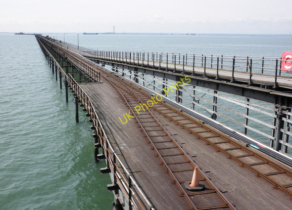 Photo 6"x4" Southend Pleasure Pier Southend-on-Sea c2011