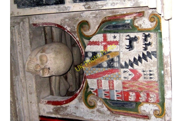 Photo 6"x4" Sir John Sydenham's tomb - detail Brympton D'Evercy c2011