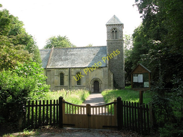 Photo 6"x4" St Margaret's church in Stoven Stoven c2011
