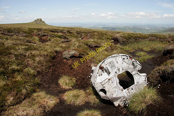 Photo 6"x4" Aircraft wreckage on West Hill West Hill\/NT8921 c2011
