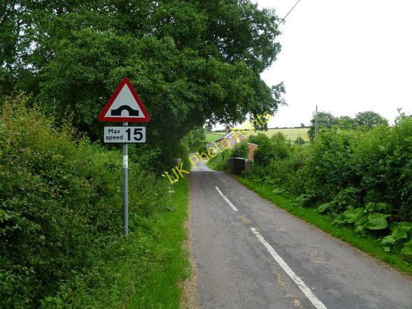 Photo 6"x4" Tarrant Rushton, road bridge Tarrant Rushton c2011