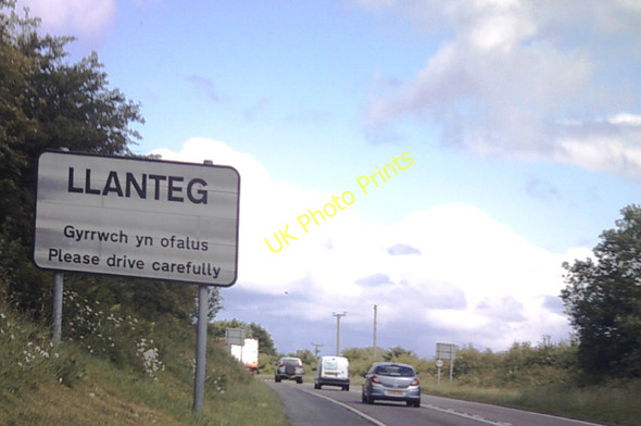 Photo 6"x4" Llanteg - Bank Holiday Monday. Llanteg c2011