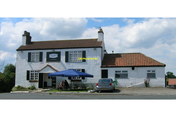 Photo 6"x4" The Three Tuns, Raskelf Raskelf c2011