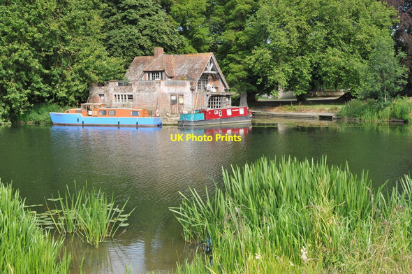 Photo 6"x4" Boathouse near Carmel College Wallingford c2011