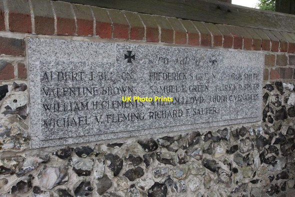 Photo 6"x4" Memorial in the gate Nettlebed c2011