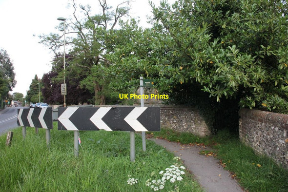 Photo 6"x4" Footpath on the corner Nettlebed c2011
