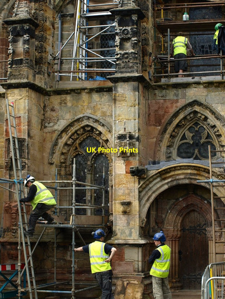 Photo 6"x4" Men at work Loanhead\/NT2765 c2011