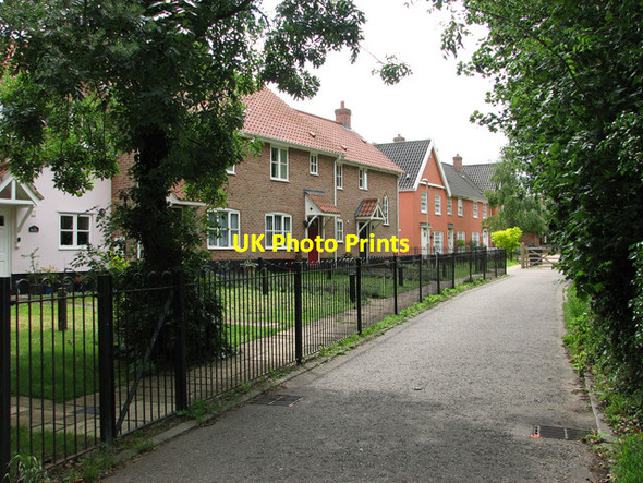 Photo 6"x4" New housing in Church Farm Lane, Halesworth Halesworth c2011