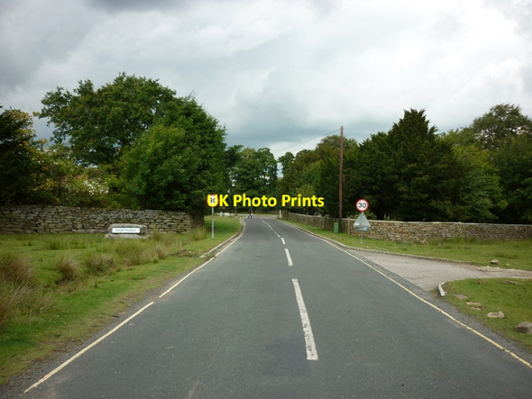 Photo 6"x4" Entering Goathland Goathland c2011 P1