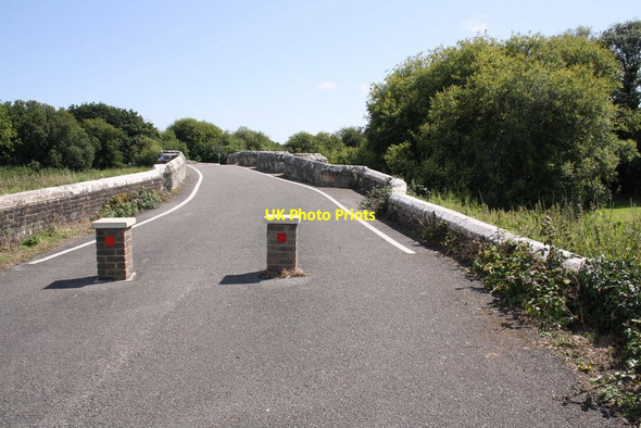 Photo 6"x4" Wool Bridge looking south from the north end Wool c2011