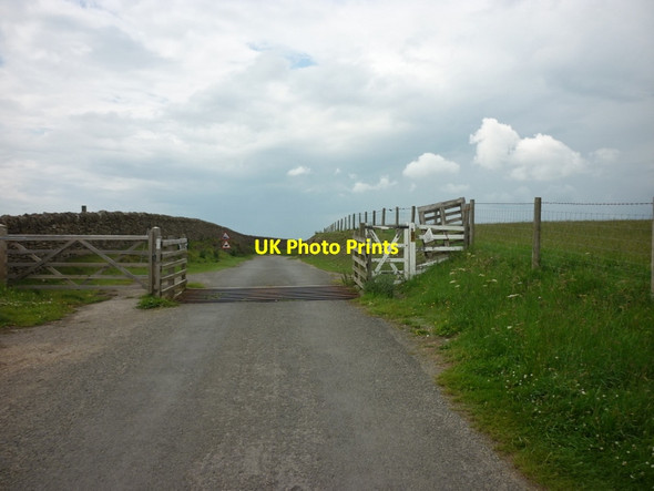Photo 6"x4" The cattle grid on Braygate Balk Lane Levisham c2011