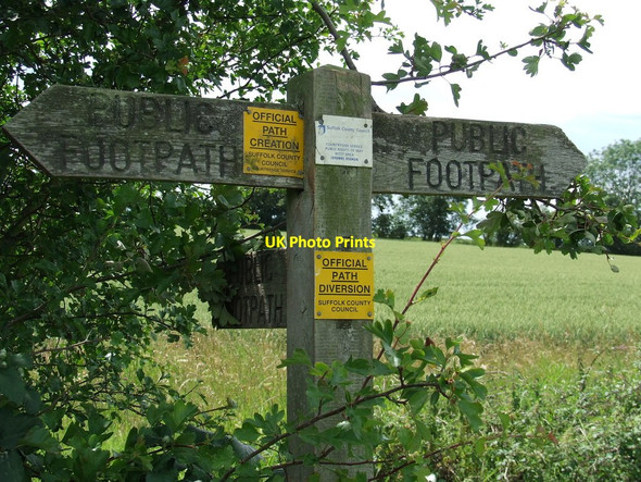 Photo 6"x4" Footpath Sign East Green\/TL6853 c2011