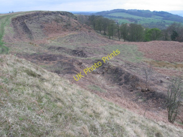 Photo 6"x4" Antonine Wall at Croy Hill Blackwood\/NS7274 c2008