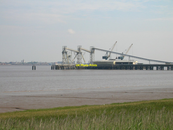 Photo 6"x4" New Holland Pier New Holland\/TA0823 c2011