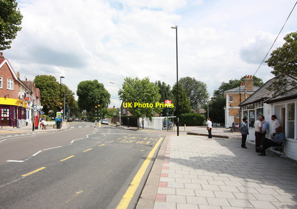 Photo 6"x4" Chiswick Station Chiswick c2011