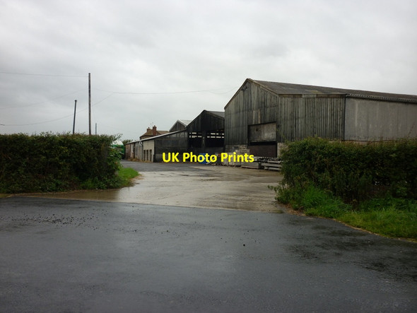 Photo 6"x4" Wood End Farm, north of Cliffe Cliffe\/SE6632 c2011
